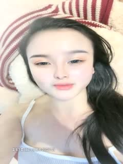 高颜值白皙妹子【童颜巨乳】大黑牛震动肥逼,头部插入震动呻吟非常诱人,很是诱惑喜欢不要错过 高颜值白皙妹子【童颜巨乳】大黑牛震动肥逼,头部插入震动呻吟非常诱人,很是诱惑喜欢不要错过