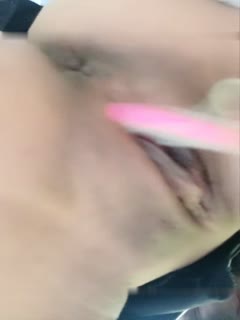 骚气墨镜妹子户外厕所自慰秀 脱掉裙子逼逼塞着跳蛋拉扯露奶自摸 很是诱惑喜欢不要错过 骚气墨镜妹子户外厕所自慰秀 脱掉裙子逼逼塞着跳蛋拉扯露奶自摸 很是诱惑喜欢不要错过