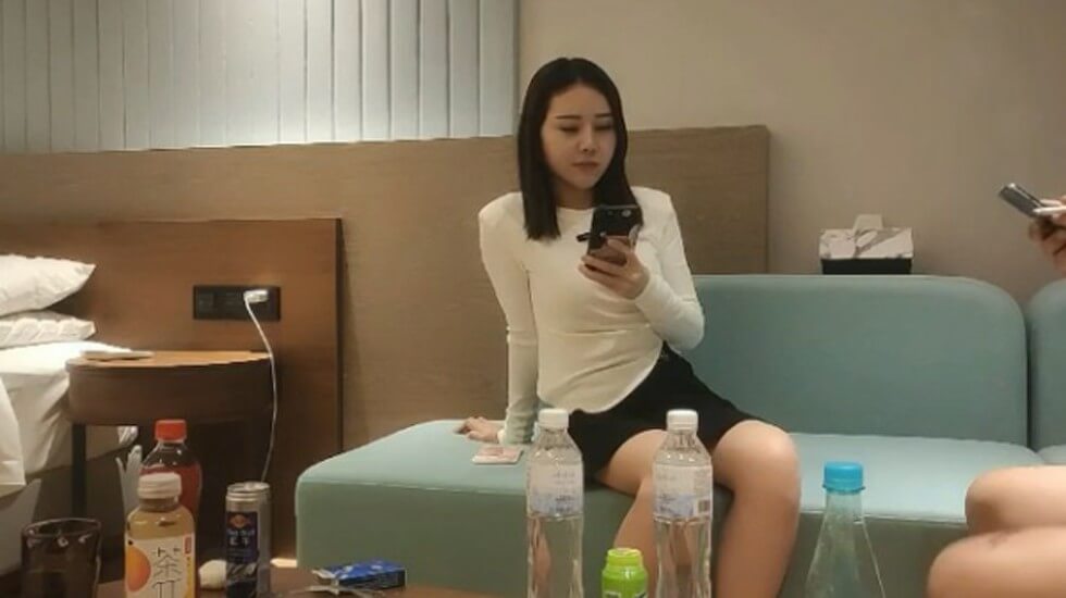 3000网约高端外围女神沙发啪啪,极品身材一对美乳超诱人娇喘连连 3000网约高端外围女神沙发啪啪,极品身材一对美乳超诱人娇喘连连